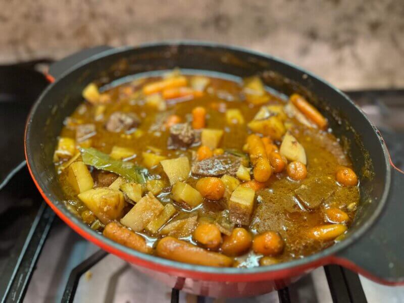 A large casserole pan full of Irish stew